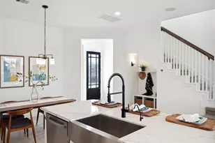 3020 Tres Olivos Dr, Houston, TX 77047 - Photo 7