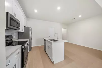 712 W Dallas Street, Conroe, TX 77301 - Photo 7