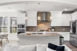 2736 Ahnya Ln, League City, TX 77573 - Photo 15