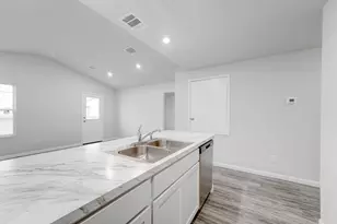 1195 SS Brewer Dr, Vidor, TX 77662 - Photo 9