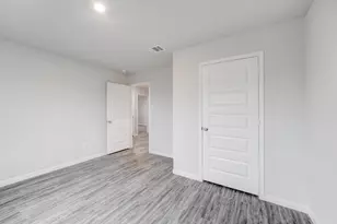 1195 SS Brewer Dr, Vidor, TX 77662 - Photo 11