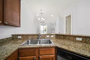 202 McGowen St, Houston, TX 77006 - Photo 11