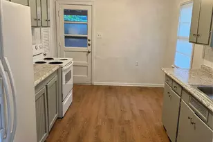 502 Breezy Ln, Wharton, TX 77488 - Photo 3