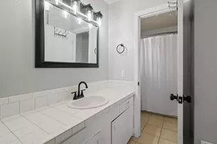 404 S 14th St, West Columbia, TX 77486 - Photo 25