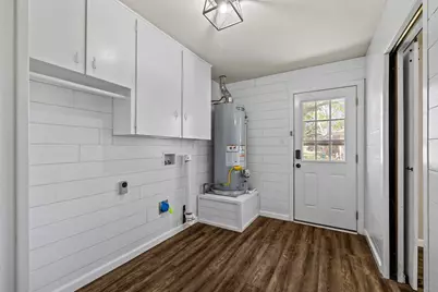 404 S 14th Street, West Columbia, TX 77486 - Photo 21