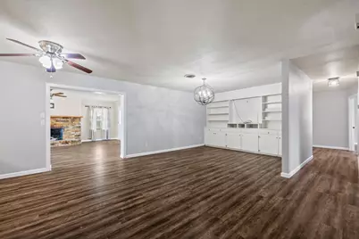 404 S 14th Street, West Columbia, TX 77486 - Photo 11