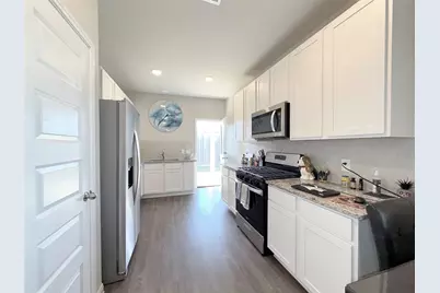 14071 Chinook Drive, Conroe, TX 77384 - Photo 9