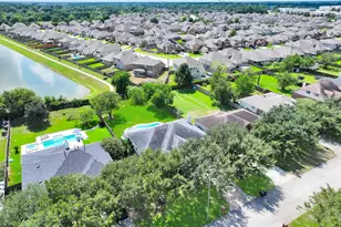 11211 S Country Club Green Dr, Tomball, TX 77375 - Photo 3
