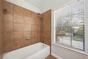 8858 Distant Woods Dr, Houston, TX 77095 - Photo 43