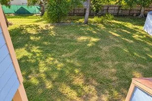 2530 S Sacramento Ave, Pearland, TX 77581 - Photo 15