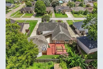 10031 Sagegate Drive, Houston, TX 77089 - Photo 35