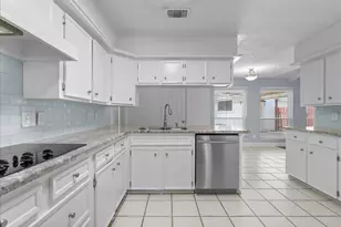 10031 Sagegate Dr, Houston, TX 77089 - Photo 15