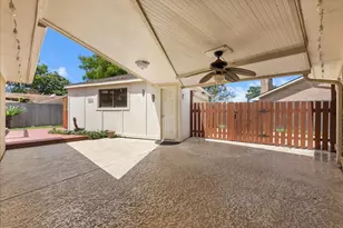 10031 Sagegate Dr, Houston, TX 77089 - Photo 31