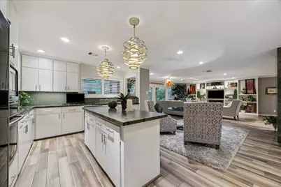 3615 Ascot Lane, Houston, TX 77092 - Photo 3