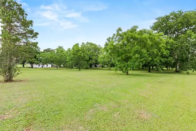 2103 Holly Street, East Bernard, TX 77435 - Photo 29