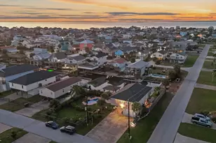 22102 Pecos Dr, Galveston, TX 77554 - Photo 47