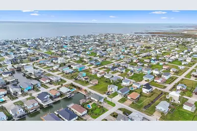 22102 Pecos Drive, Galveston, TX 77554 - Photo 45