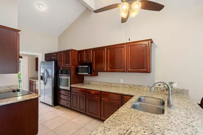 49 April Village, Conroe, TX 77356 - Photo 11