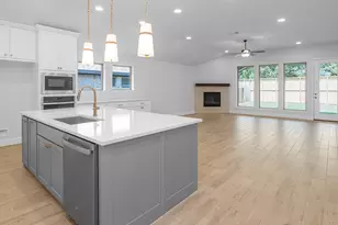 15679 Hoptree Hts Ln, Conroe, TX 77302 - Photo 5