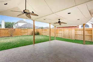 8106 Cove Timbers Ln, Tomball, TX 77375 - Photo 23