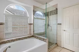 8106 Cove Timbers Ln, Tomball, TX 77375 - Photo 13