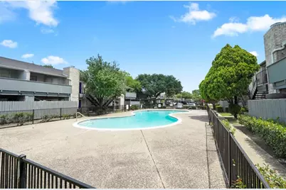 9700 Leawood Boulevard #308, Houston, TX 77099 - Photo 17