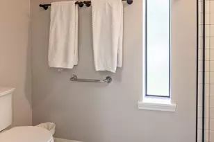 812 Broadmoor Dr, Huntsville, TX 77340 - Photo 25