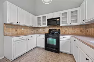 411 N Mist Ct, Houston, TX 77073 - Photo 11