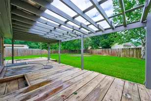 411 N Mist Ct, Houston, TX 77073 - Photo 29