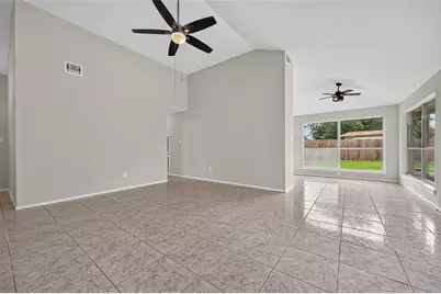 411 N Mist Court, Houston, TX 77073 - Photo 7