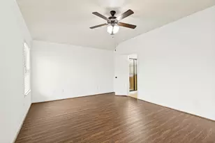 9111 St Laurent Ln, Houston, TX 77044 - Photo 7