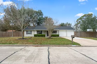 506 Mary Ann Drive, Friendswood, TX 77546 - Photo 3