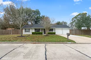 506 Mary Ann Dr, Friendswood, TX 77546 - Photo 3