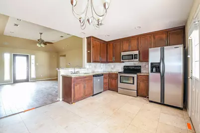 2767 Broadway Street, San Leon, TX 77539 - Photo 7