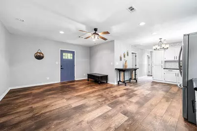 51 N Winter Creek, Cleveland, TX 77328 - Photo 11