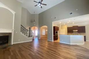 12203 Hidden River Ln, Pearland, TX 77584 - Photo 9