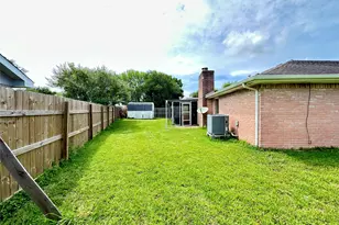 215 Old Oaks St, League City, TX 77573 - Photo 27