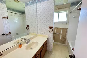 215 Old Oaks St, League City, TX 77573 - Photo 19