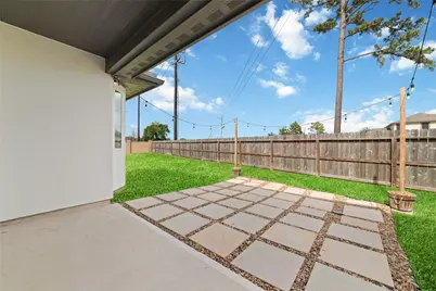 1911 Hickory Grove Lane, Tomball, TX 77375 - Photo 35