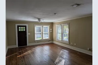 510 W Lang, Alvin, TX 77511 - Photo 5