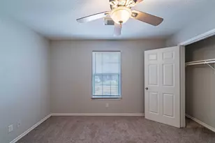 10733 Royal York Dr, Conroe, TX 77303 - Photo 13