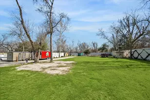 781 Lovers Ln, Houston, TX 77091 - Photo 27