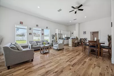 781 Lovers Lane, Houston, TX 77091 - Photo 13