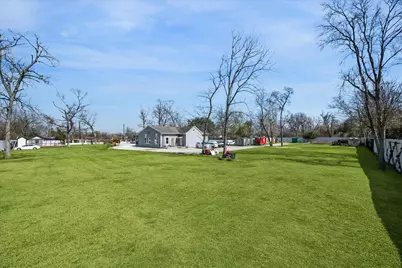 781 Lovers Lane, Houston, TX 77091 - Photo 29