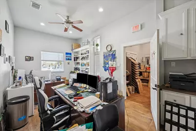 781 Lovers Lane, Houston, TX 77091 - Photo 23