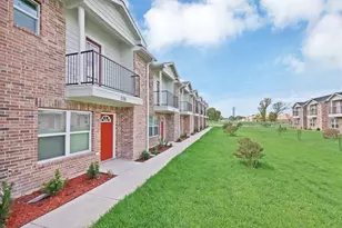 231 Fairfax Ln, Pasadena, TX 77502 - Photo 1
