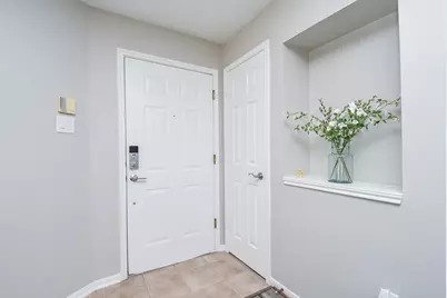 8051 Bay Branch Drive #112, The Woodlands, TX 77382 - Photo 3