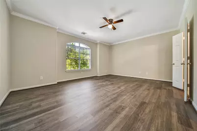 111 W Burberry Circle, The Woodlands, TX 77384 - Photo 19