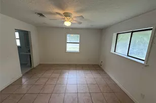 14275 5 Guinea Ln, Conroe, TX 77302 - Photo 13