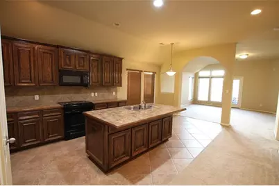 4510 Long Creek Drive, Fresno, TX 77545 - Photo 7
